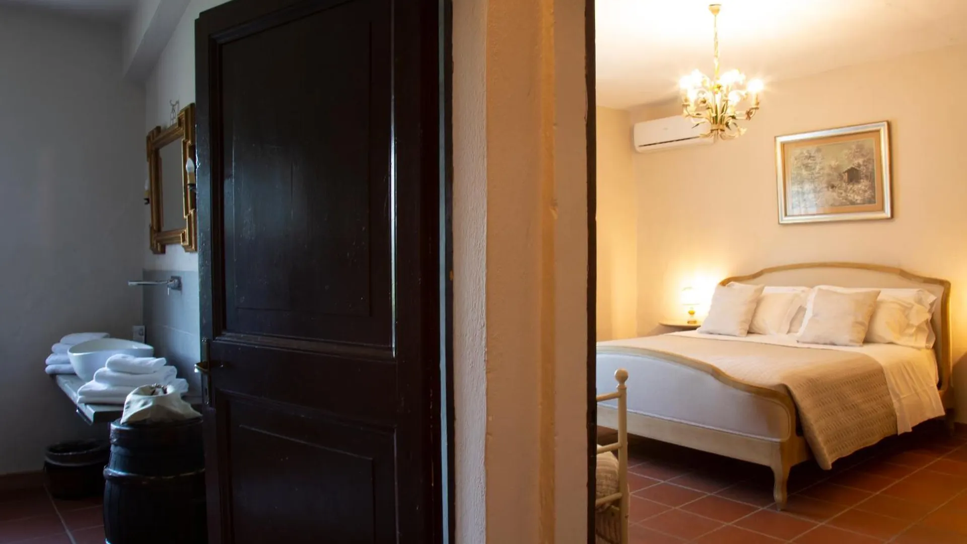**  Castello Di Tornano Wine Relais Hotel Gaiole in Chianti Italy