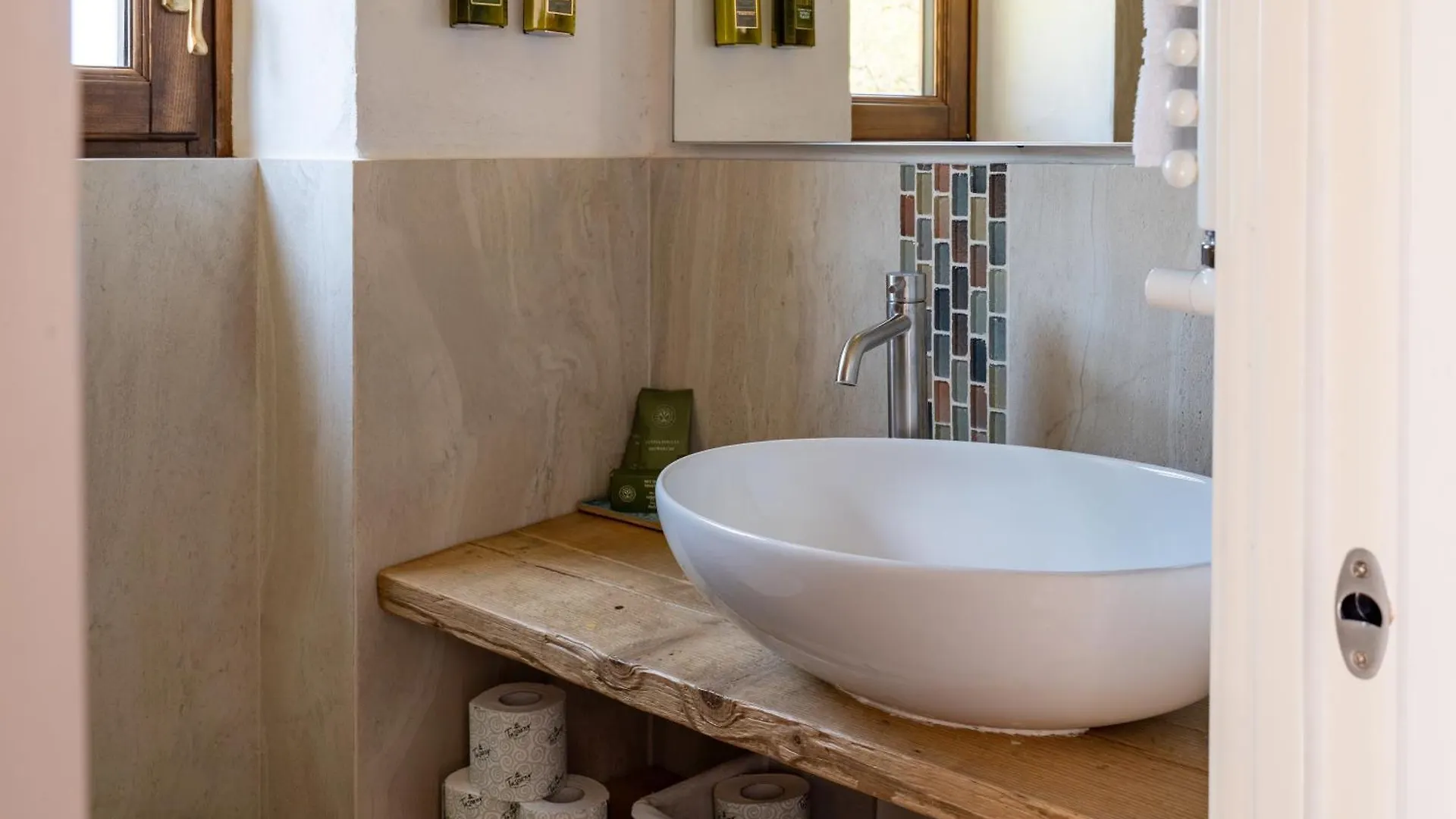 Castello Di Tornano Wine Relais Hotel Gaiole in Chianti 2*,